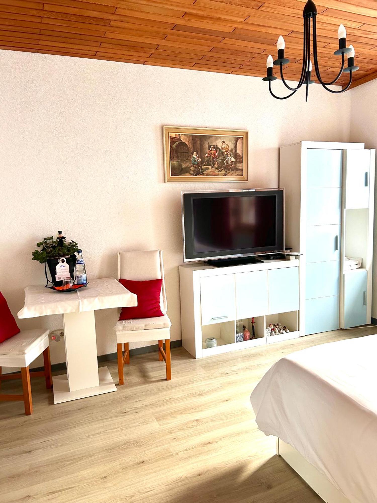 Vinaring Homestay Bad Sobernheim Bagian luar foto